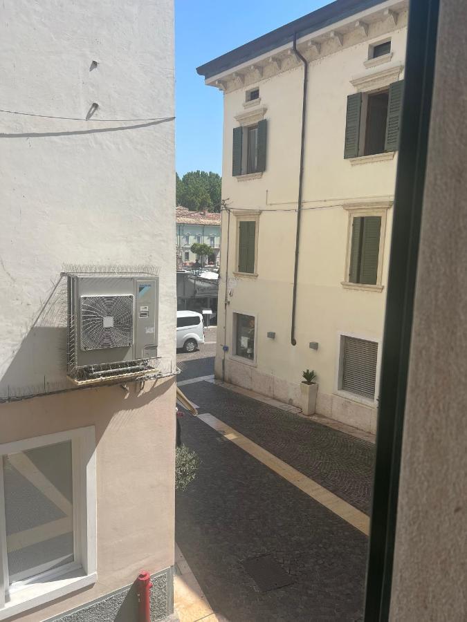 La Torretta Apartment Peschiera del Garda Dış mekan fotoğraf