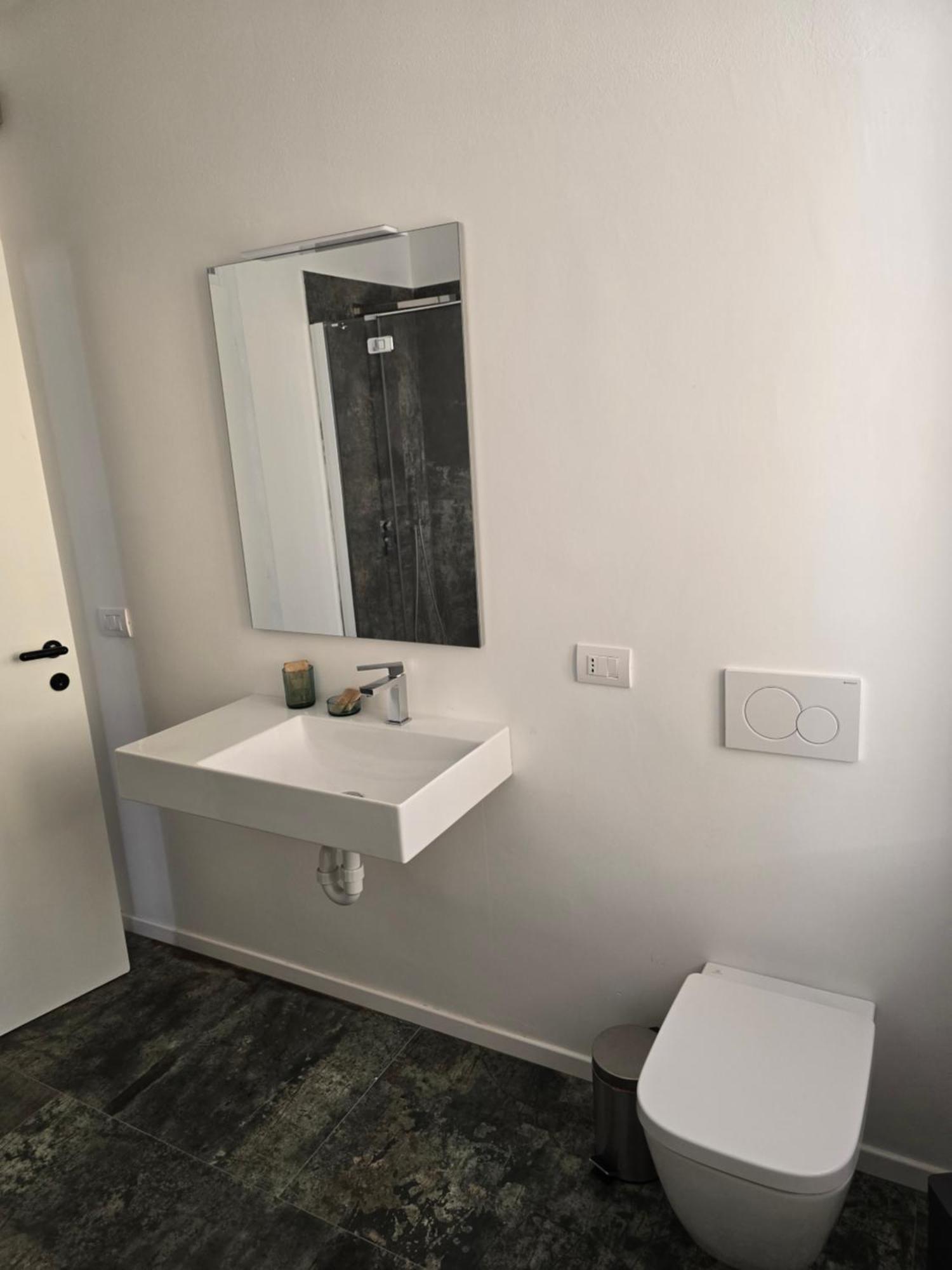La Torretta Apartment Peschiera del Garda Dış mekan fotoğraf